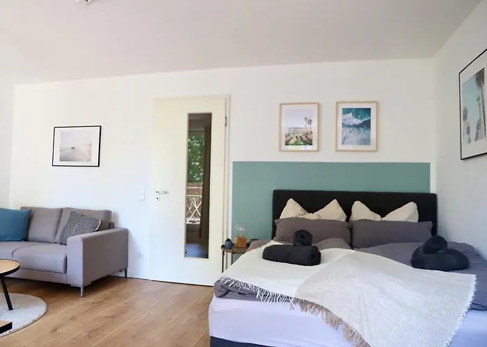 Gemuetliches 1r Mit Balkon, Parking, Tv Streaming