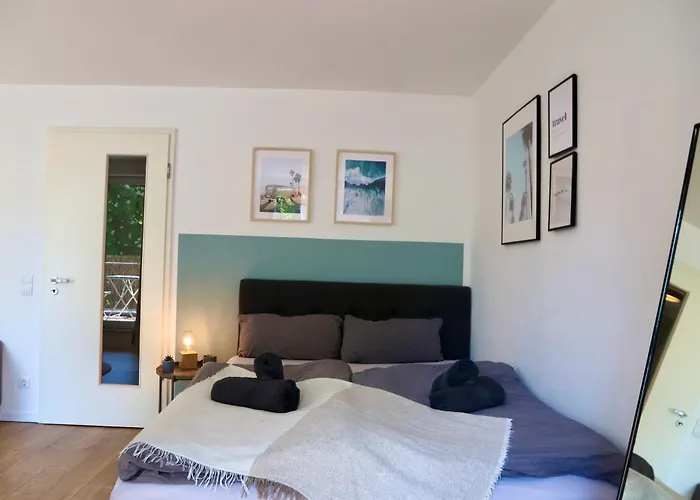 Lägenhet Gemuetliches 1r Mit Balkon, Parking, Tv Streaming *