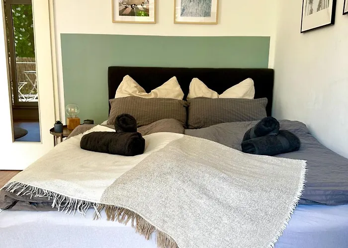 Gemuetliches 1r Mit Balkon, Parking, Tv Streaming Lägenhet *